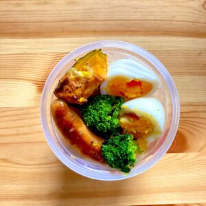 16時間勤務の際に持参していたダイソーのスクリュータッパー弁当